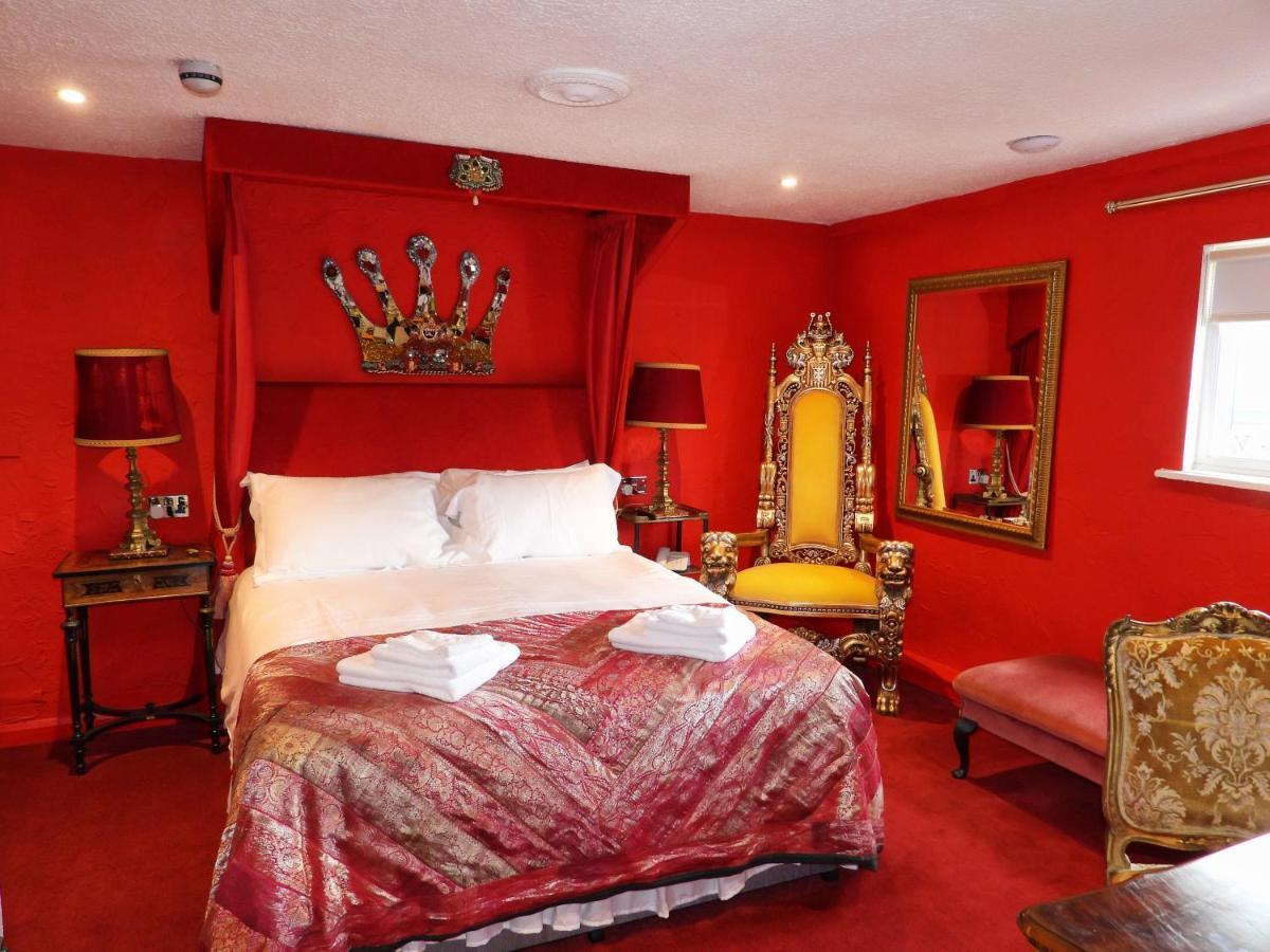 The Lion Hotel 웰시풀 외부 사진
